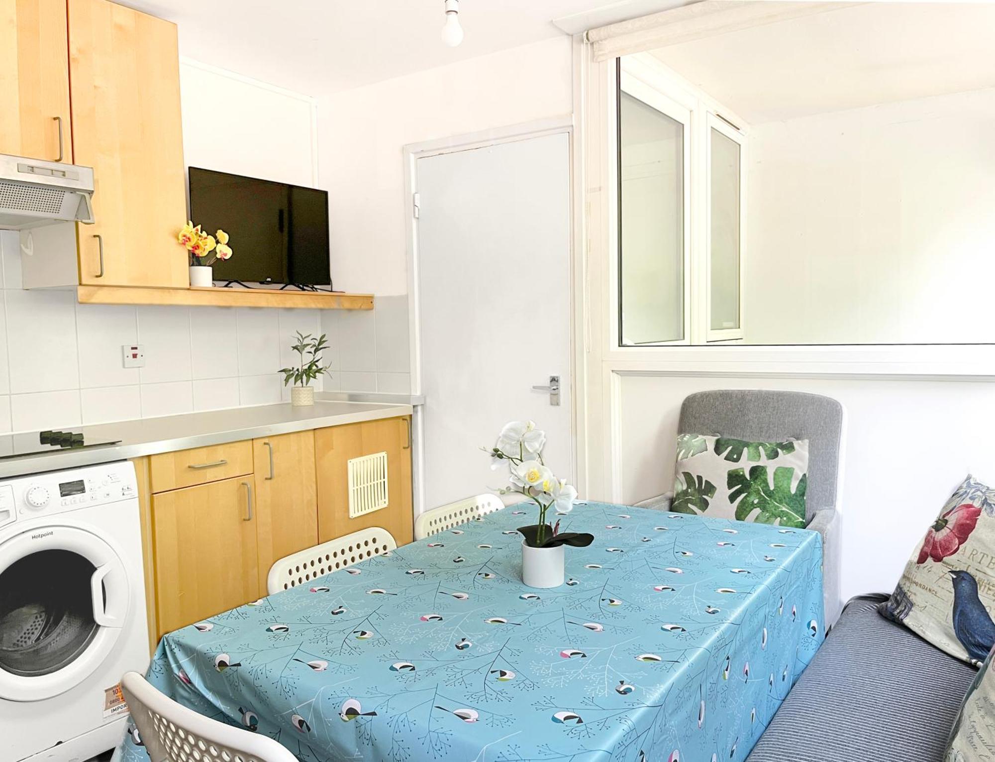 Fab 3-Bed 2-Bath Oxford Street, Regents Park, Fitzrovia W1 Londres